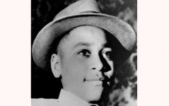 nos-eua,-morre-aos-88-mulher-ligada-a-assassinato-racista-de-menino-de-14-anos-que-desencadeou-onda-de-protestos-em-1955