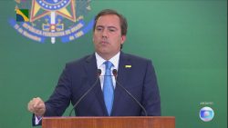 caixa-vai-pagar-r$-10-mi-por-danos-morais-e-vai-pedir-ressarcimento-a-pedro-guimaraes,-diz-presidente