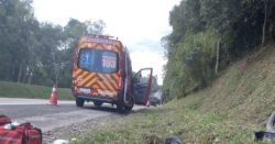 acidente-entre-motocicleta-e-caminhao-deixa-jovem-morto-no-norte-de-sc