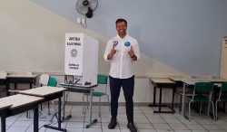 eleicoes-2024:-pedrao-(pp)-vota-em-escola-de-florianopolis