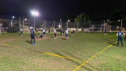 conheca-o-flagfootball,-esporte-que-vem-ganhando-praticantes-e-tem-catarinenses-na-selecao